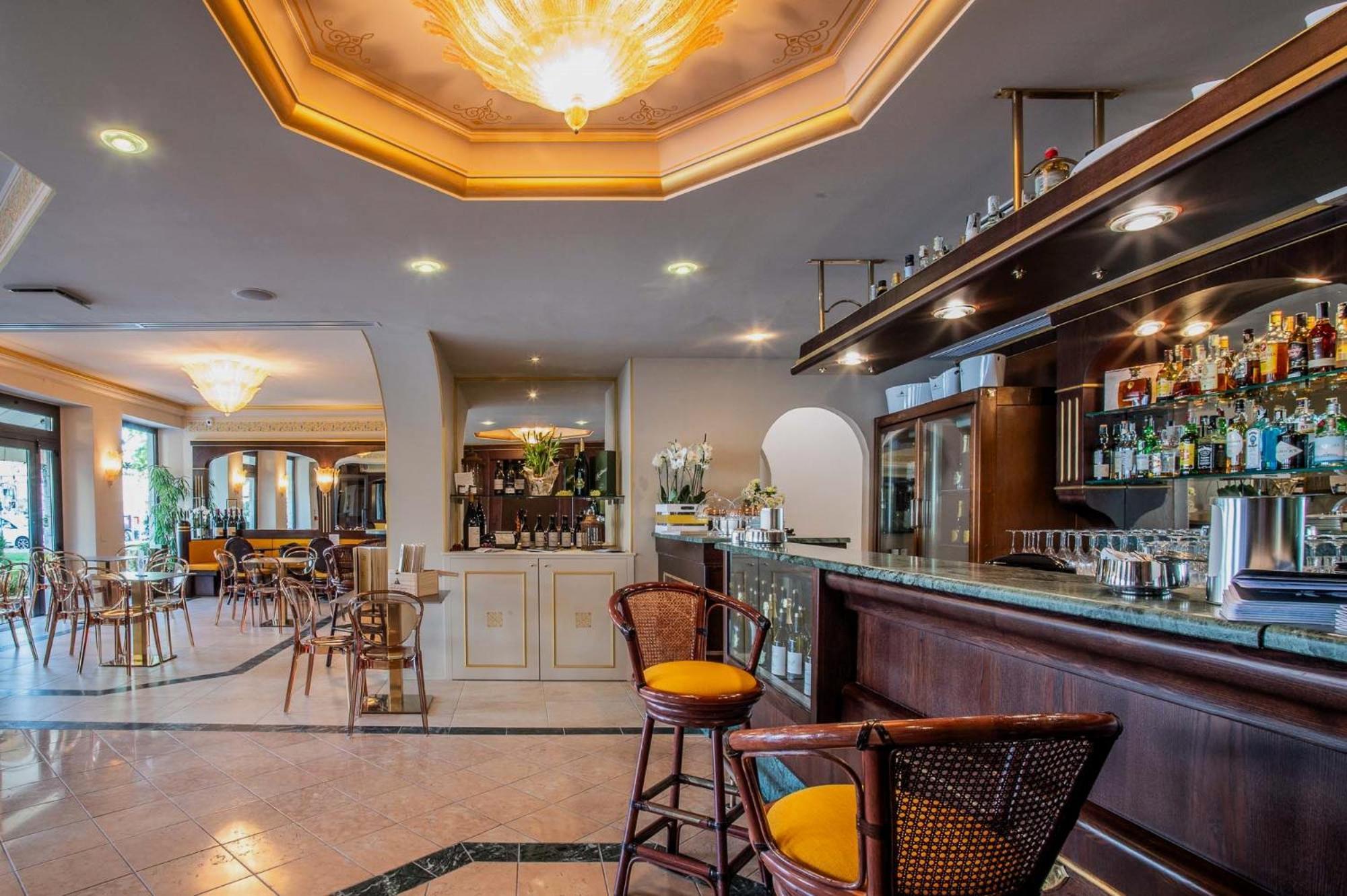 גראדו Hotel Hannover מראה חיצוני תמונה