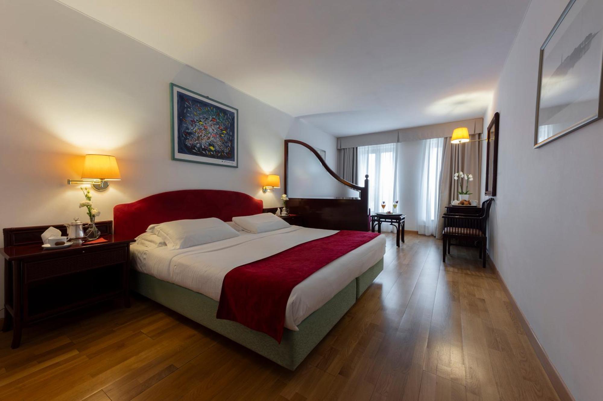 גראדו Hotel Hannover מראה חיצוני תמונה