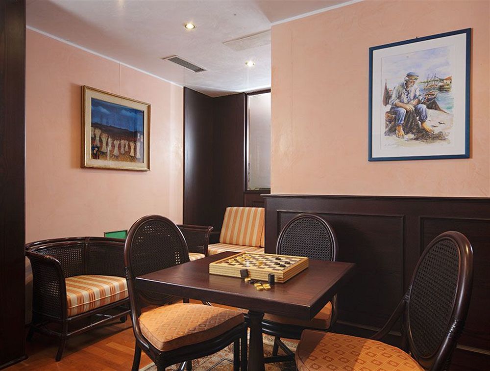 גראדו Hotel Hannover מראה חיצוני תמונה